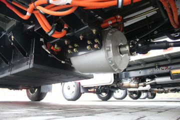 ������Խ��X3 3.5T 3.19�׵��Ŵ��綯��ʽ΢��53kWhͼƬ