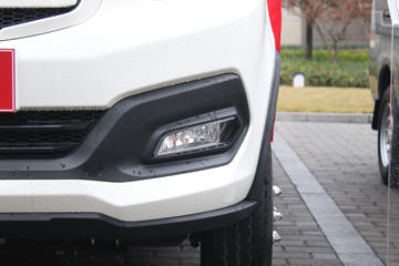 ������Խ��X3 3.5T 3.19�׵��Ŵ��綯��ʽ΢��53kWhͼƬ