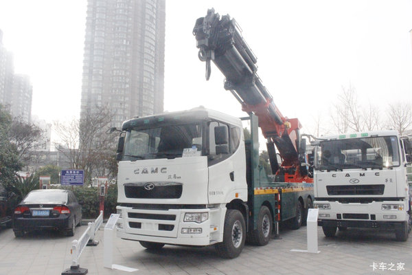 华菱 汉马H9 460马力 10X4 随车吊