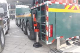 汉马H9&nbsp;随车吊底盘图片