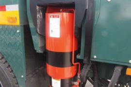 汉马H9&nbsp;随车吊底盘图片