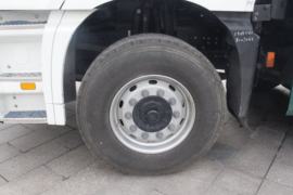 汉马H9&nbsp;随车吊底盘图片