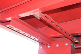 奔驰Zetros&nbsp;载货车上装                                                图片