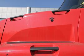 奔驰Zetros&nbsp;载货车外观                                                图片