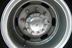 庆铃 五十铃F系列 260马力 6X4 冷藏车(QL5220XLCGVFZJ)