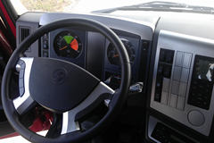 陕汽 德龙F2000重卡 336马力 6X4 6米自卸车(SX3255DM404)