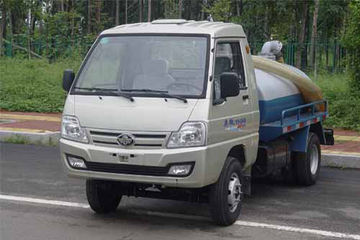 五征 全封闭 罐式 四轮低速货车(后双轮)