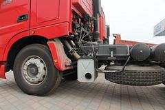 北奔 V3重卡 380马力 6X4 牵引车(ND42503B32J7)