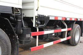 好运&nbsp;载货车底盘                                                图片