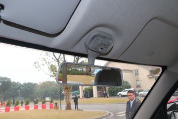 ������Խ �±�3 ��׼�� 1.5L ���� 112���� 2.85�׵�������΢��(����)ͼƬ