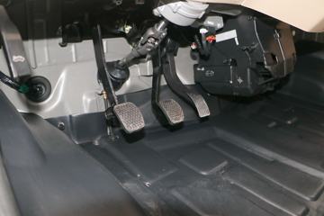 ������Խ �±�3 ��׼�� 1.5L ���� 112���� 2.85�׵�������΢��(����)ͼƬ