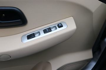 ������Խ �±�3 ��׼�� 1.5L ���� 112���� 2.85�׵�������΢��(����)ͼƬ