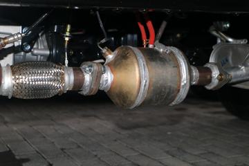 ������Խ �±�3 ��׼�� 1.5L ���� 112���� 2.85�׵�������΢��(����)ͼƬ