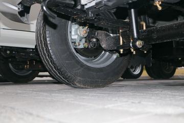 ������Խ �±�3 ��׼�� 1.5L ���� 112���� 2.85�׵�������΢��(����)ͼƬ