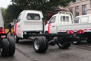 跨越王X1&nbsp;垃圾运输车外观图片