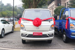 降价促销 东莞跨越者D5载货车仅售7.16万