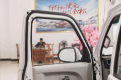 金杯 海狮S 2019款 厢货商务版 115马力 1.6L 2座(选5)面包车