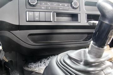 �ൺ��� ��V�п� 220���� 4X2 7.8����ʽ�ػ���(����)ͼƬ