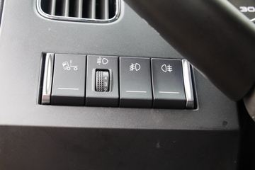 �ൺ��� ��V�п� 220���� 4X2 7.8����ʽ�ػ���(����)ͼƬ