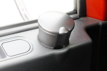 �ൺ��� ��V�п� 220���� 4X2 7.8����ʽ�ػ���(����)ͼƬ