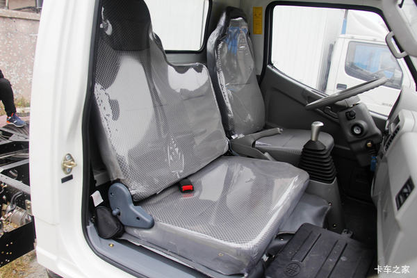 降价促销 解放霸铃载货车 仅售5.61万元