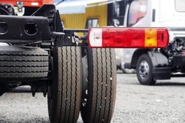 �ൺ��� ��V�п� 220���� 4X2 7.8����ʽ�ػ���(����)ͼƬ