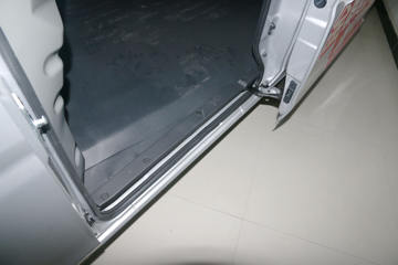  СʨX30  ʽ 86 1.4L 2/5ͼƬ