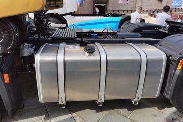 �������� ��ʨC6�ؿ� 510���� 6X4ǣ����(�߶�)(����)(CQ4257HK13334)ͼƬ