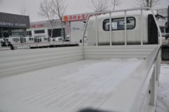 骐铃汽车 H300 116马力 4.155米单排栏板轻卡(宽体)(JML1042CD5)