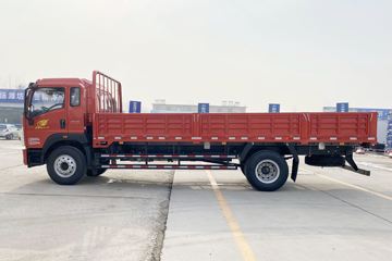 �й�����HOWO G5X�п� 220���� 4X2 6.75�������ػ���ͼƬ