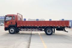 中国重汽HOWO G5X中卡 220马力 4X2 6.75米栏板载货车(ZZ1187G521DE1)