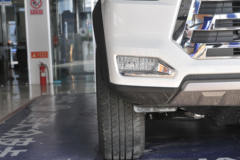 江淮T8 2019款 探索版尊贵型 2.0T柴油 139马力 两驱 标双排皮卡