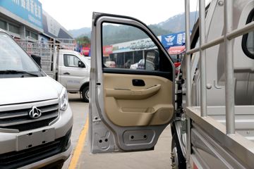Խ X3 1.5L  112 3.2׵ŲդʽС()(SC5031CCYYGD64) ͼƬ