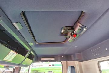 �������� ��ʨC6 215���� 4X2 �̻�������(DX5180GPS)ͼƬ