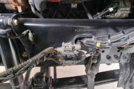 杰狮&nbsp;洒水车/喷洒车底盘图片