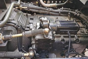 �������� ��ʨC6 215���� 4X2 �̻�������(DX5180GPS)ͼƬ