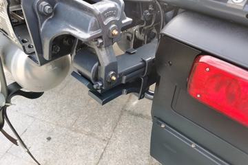 �������� ��ʨC6�ؿ� 380���� 4X2 LNGǣ����(ƽ��)(����)(CQ4187HD10381T)ͼƬ