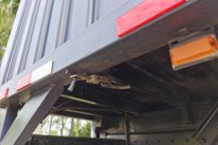 上汽红岩 杰豹 280马力 4X2 9.8米厢式载货车(CQ5186XXYAMDG701)