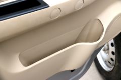 长安跨越 新豹T3 舒适版 1.5L 汽油 112马力 3.05米单排仓栅式微卡(单后轮)(SC5021CCYTMD61)