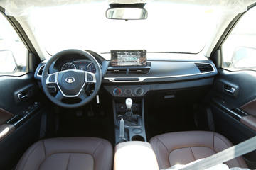 ���� �翥7 2019�� ��Ӣ�� 2.0T���� 170���� ����С˫Ƥ��ͼƬ