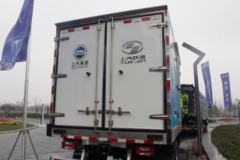 跃进 快运H500 148马力 4.17米单排厢式轻卡(SH5042XXYZFDCWZ6)