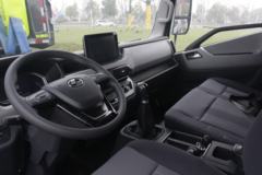 跃进 快运H500 148马力 4.17米单排厢式轻卡(SH5042XXYZFDCWZ6)