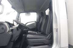 跃进 快运H500 148马力 4.17米单排厢式轻卡(SH5042XXYZFDCWZ6)