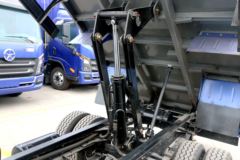 大运 奥普力 102马力 4X2 3.67米自卸车(CGC3040HDD33E)