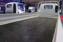 庆铃 五十铃100P 120马力 4.275米单排栏板轻卡(国六)(速比5.375)(QL1040BUHA)