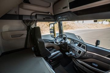 ��(MAN) TGXϵ���ؿ� 510���� 4X2 ǣ����(TGX18.510)ͼƬ