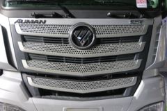 欧曼EST牵引车深圳市火热促销中 让利高达0.8万