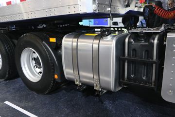 ���� ŷ��EST 560���� 6X4 AMT�Զ���ǣ����(����)ͼƬ