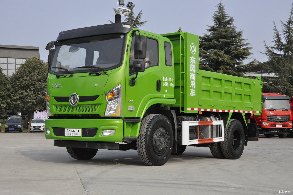 东风新疆 拓行D1 170马力 4X2 3.8米LNG自卸车(国六)