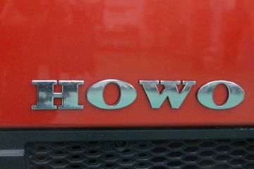 �й�����HOWO ���� ����� 116���� 3.3���Ű������Ῠ(ZZ1047C2813E145)ͼƬ